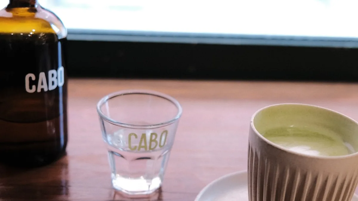 Boire moins de café sans tomber dans le brouillard